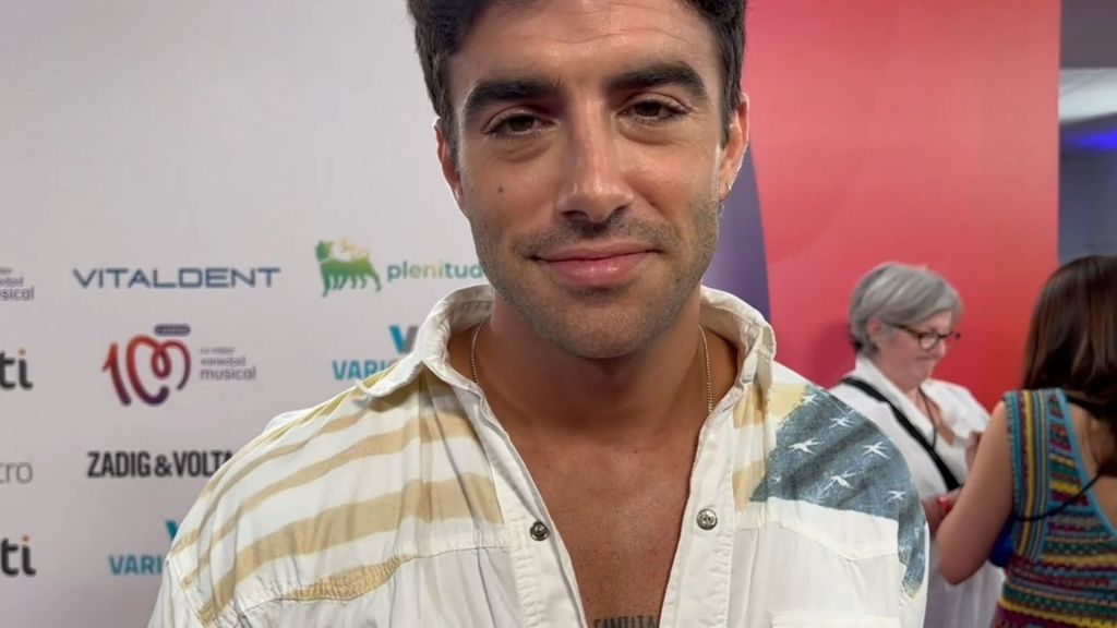 Álvaro de Luna se suma al festejo de Michael Bublé y Taburete
