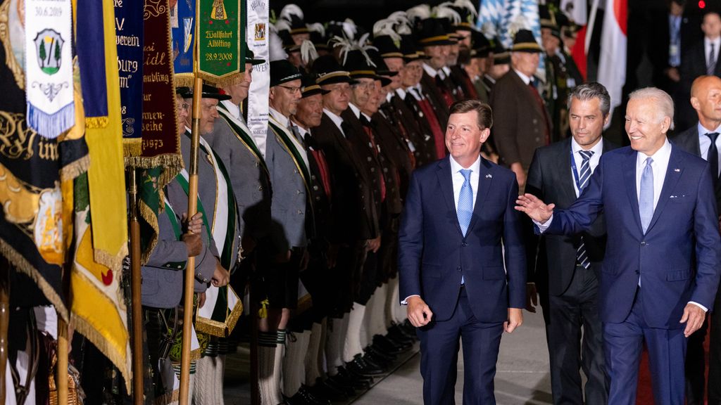 EuropaPress 4538860 25 june 2022 bavaria munich us president joe biden is greeted by the