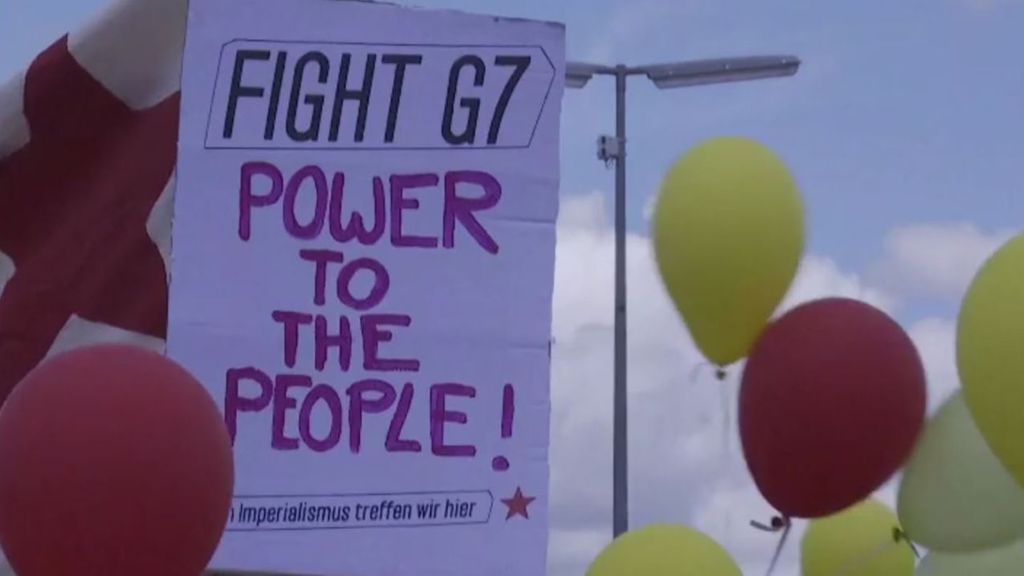 Miles de personas protestan contra la cumbre del G7 en el estado alemán de Baviera