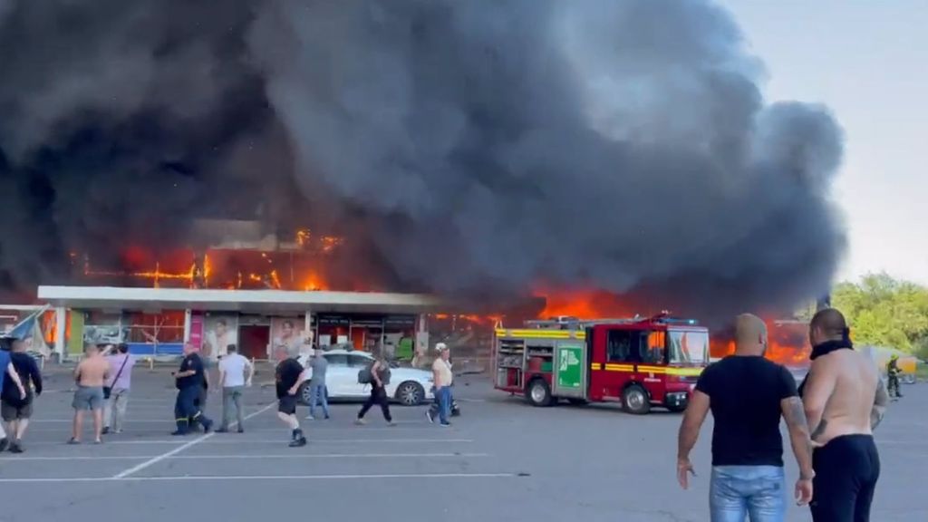 Terror en un centro comercial en Kremenchuk