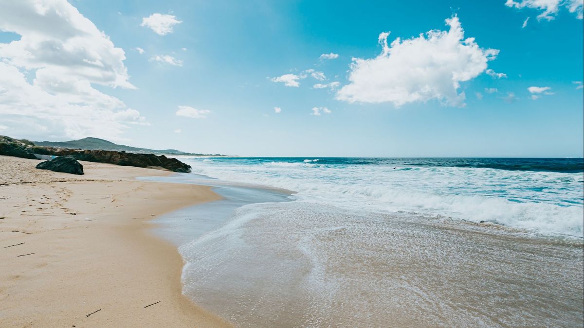 Portugal no da crédito: Vigo prohíbe orinar en sus playa