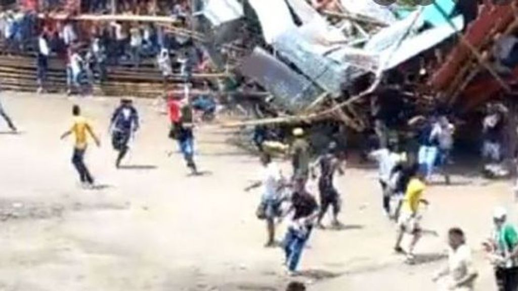 Tragedia en una plaza de toros en Colombia al desplomarse una grada: mueren cinco personas