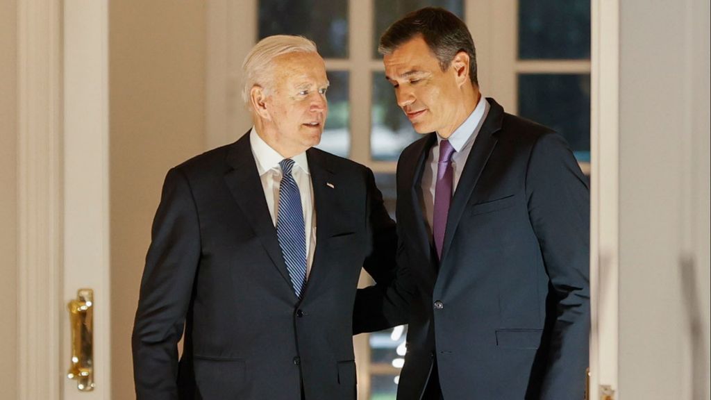De los 30 segundos de Pedro Sánchez con Joe Biden al abrazo cariñoso en la Cumbre de la OTAN