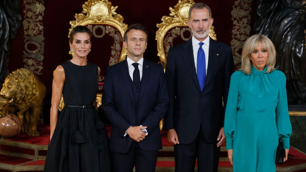 Emmanuel Macron llega al Palacio Real