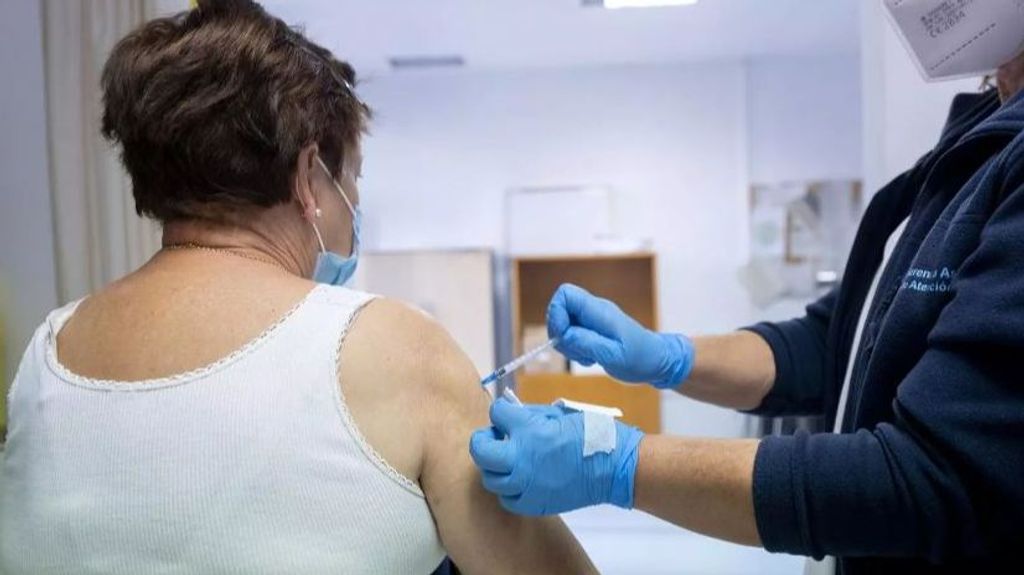 España recibe desde esta semana 10 millones de dosis de vacunas adaptadas para el Covid