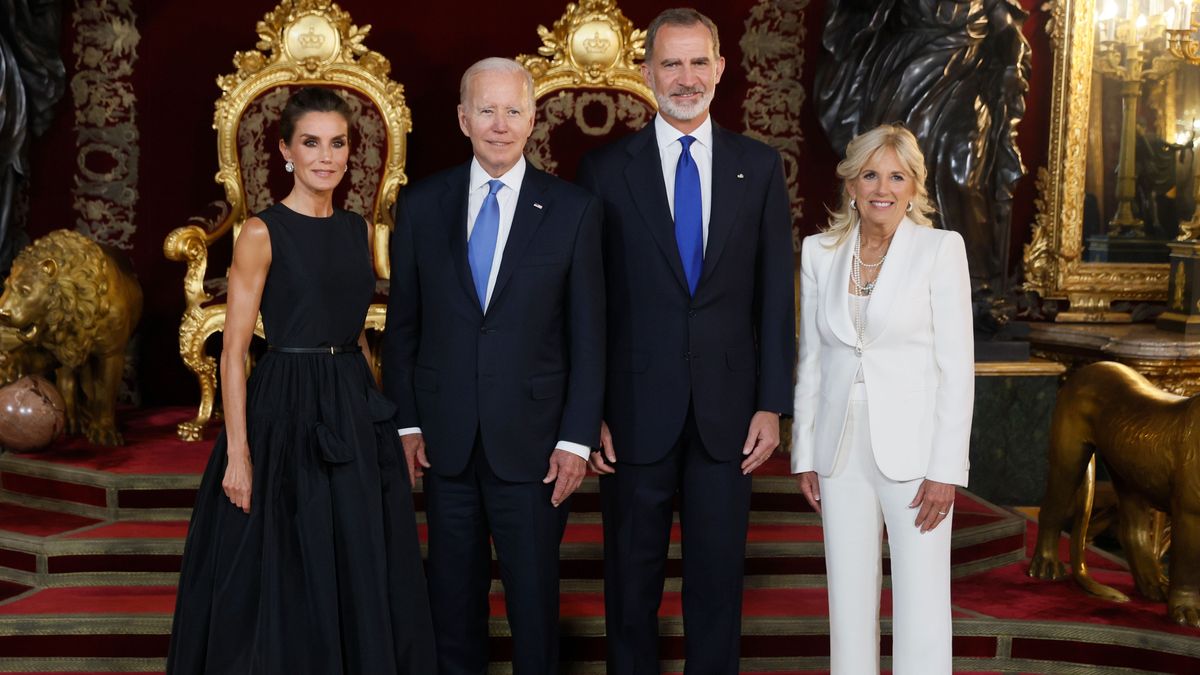 Los reyes con el matrimonio Biden en el Palacio Real