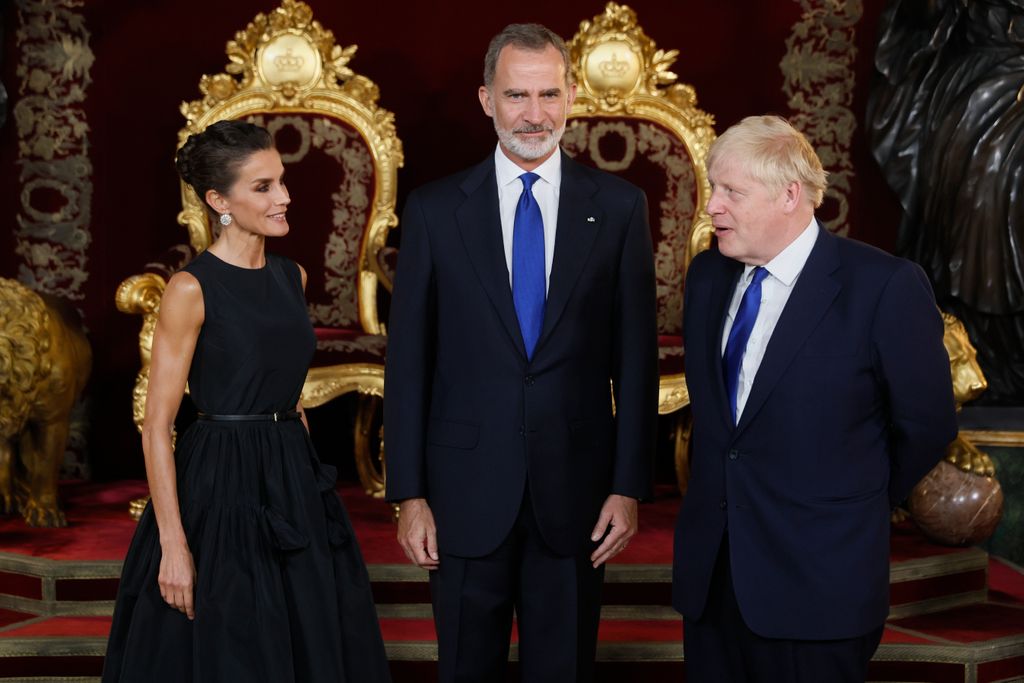 Los Reyes presiden la cena con los jefes de Estado de la OTAN en el Palacio Real