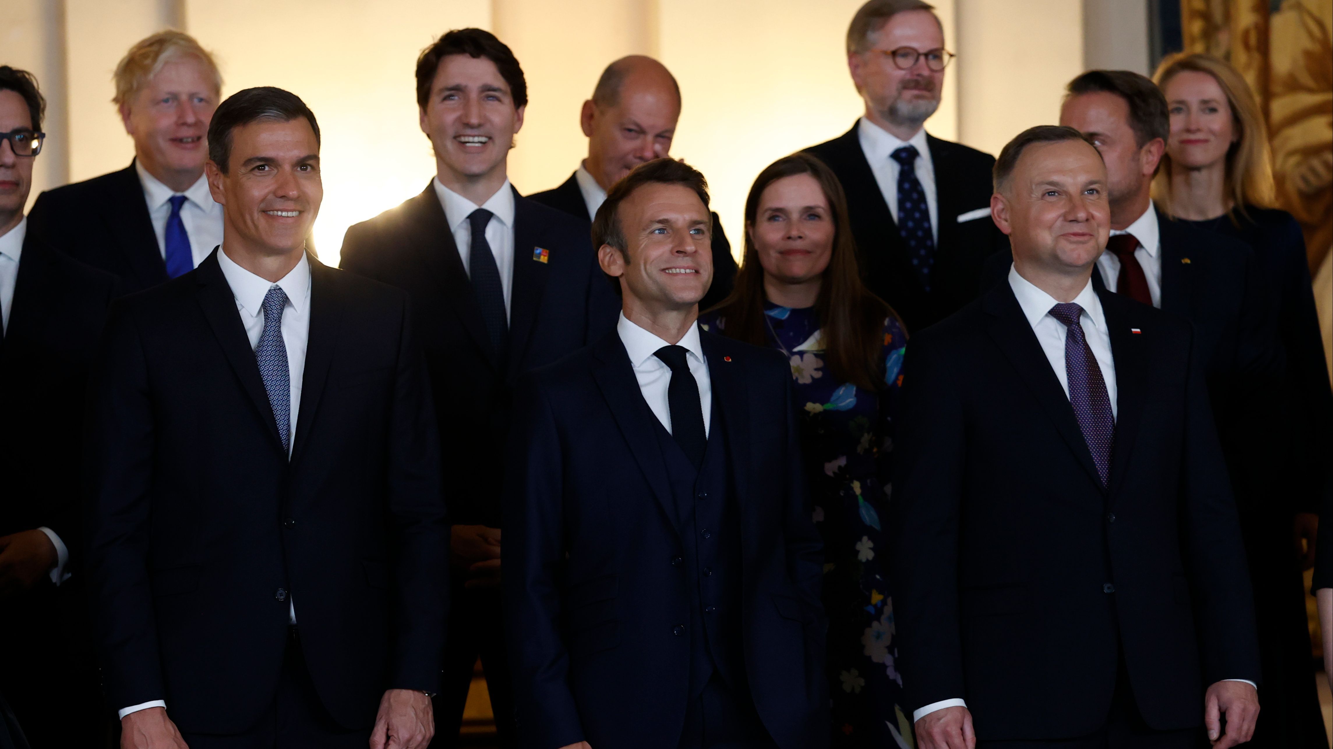 Los Reyes presiden la cena con los jefes de Estado de la OTAN en el Palacio Real