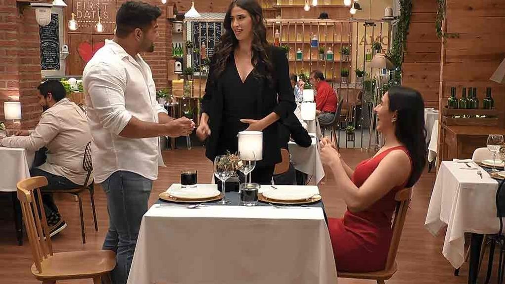 Miguel y Jessica durante su paso por 'First Dates'