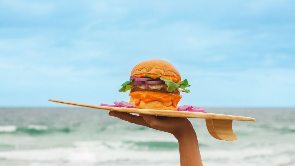 Lleva comida rica y saludable cuando vayas a la playa