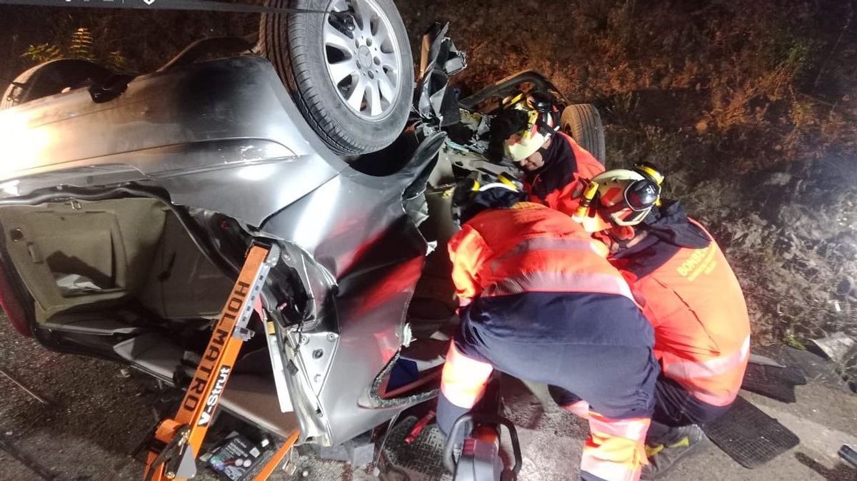 Mueren tres jóvenes en un accidente en Ronda Mueren tres jóvenes en un accidente en Ronda