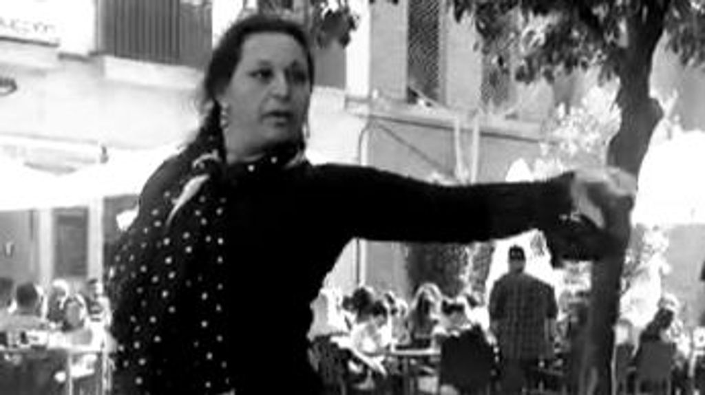 Puri bailando flamenco en Jerez
