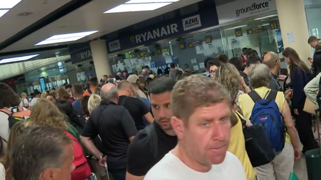 La huelga de Ryanair provoca retrasos en todos sus vuelos desde España