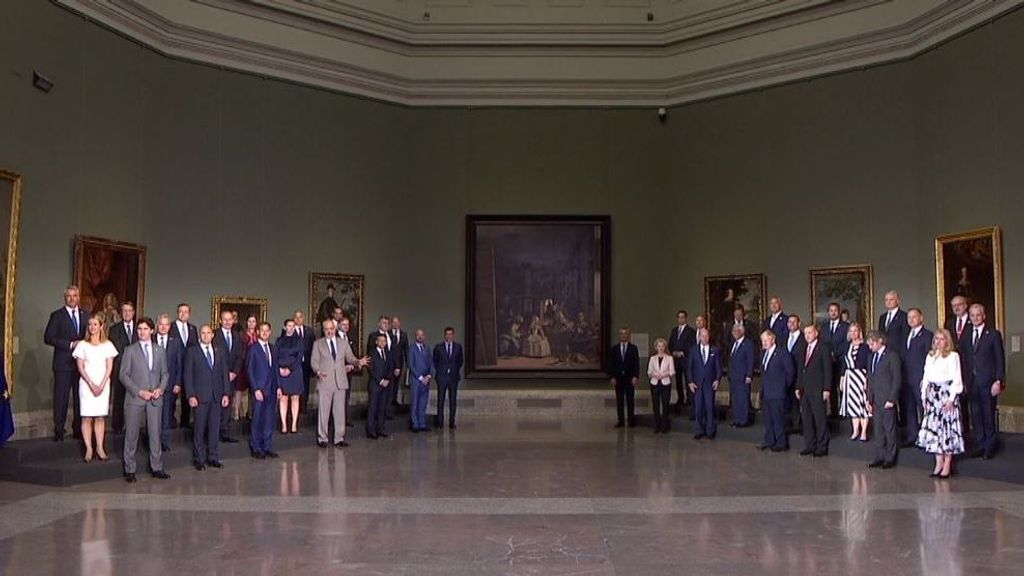 La imponente foto de la Cumbre de la OTAN en el Museo del Prado junto a Las Meninas