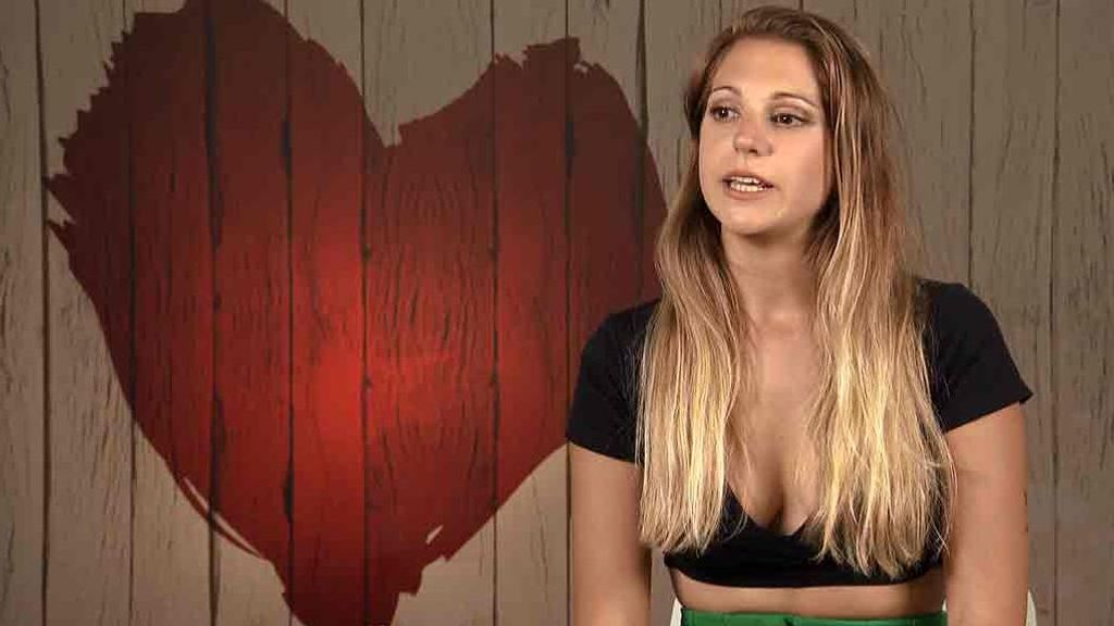 Micaela durante su cita en 'First Dates'