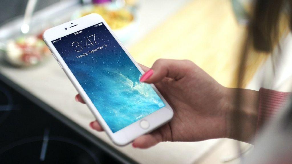 OCU lanza una demanda contra Apple por la osolescencia del Iphone 6