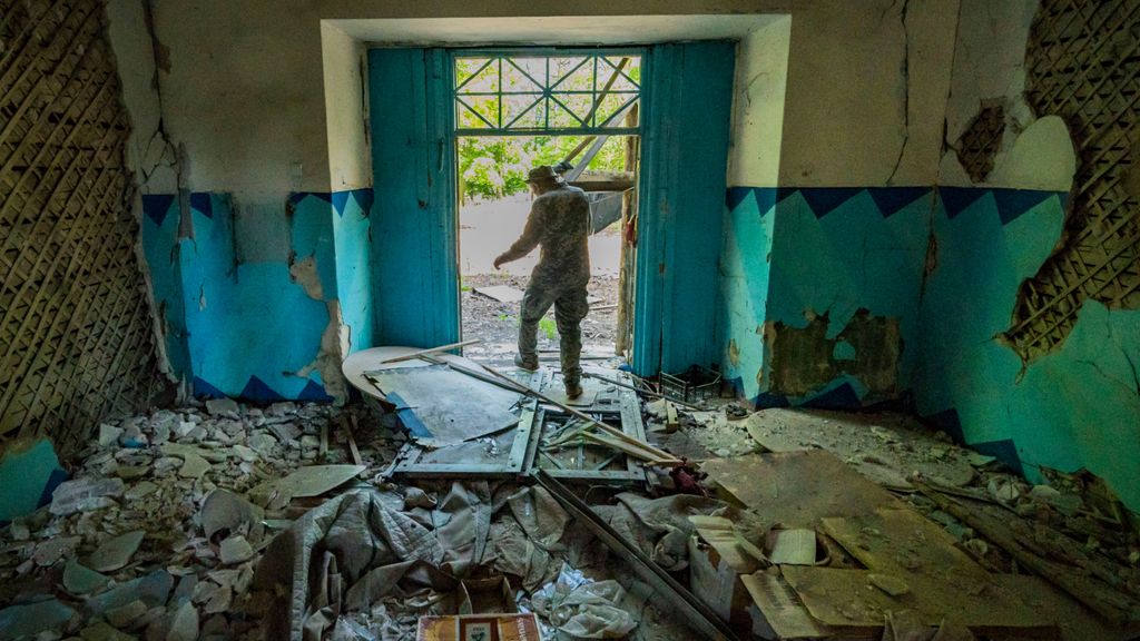 Un militar ucraniano en Donetsk