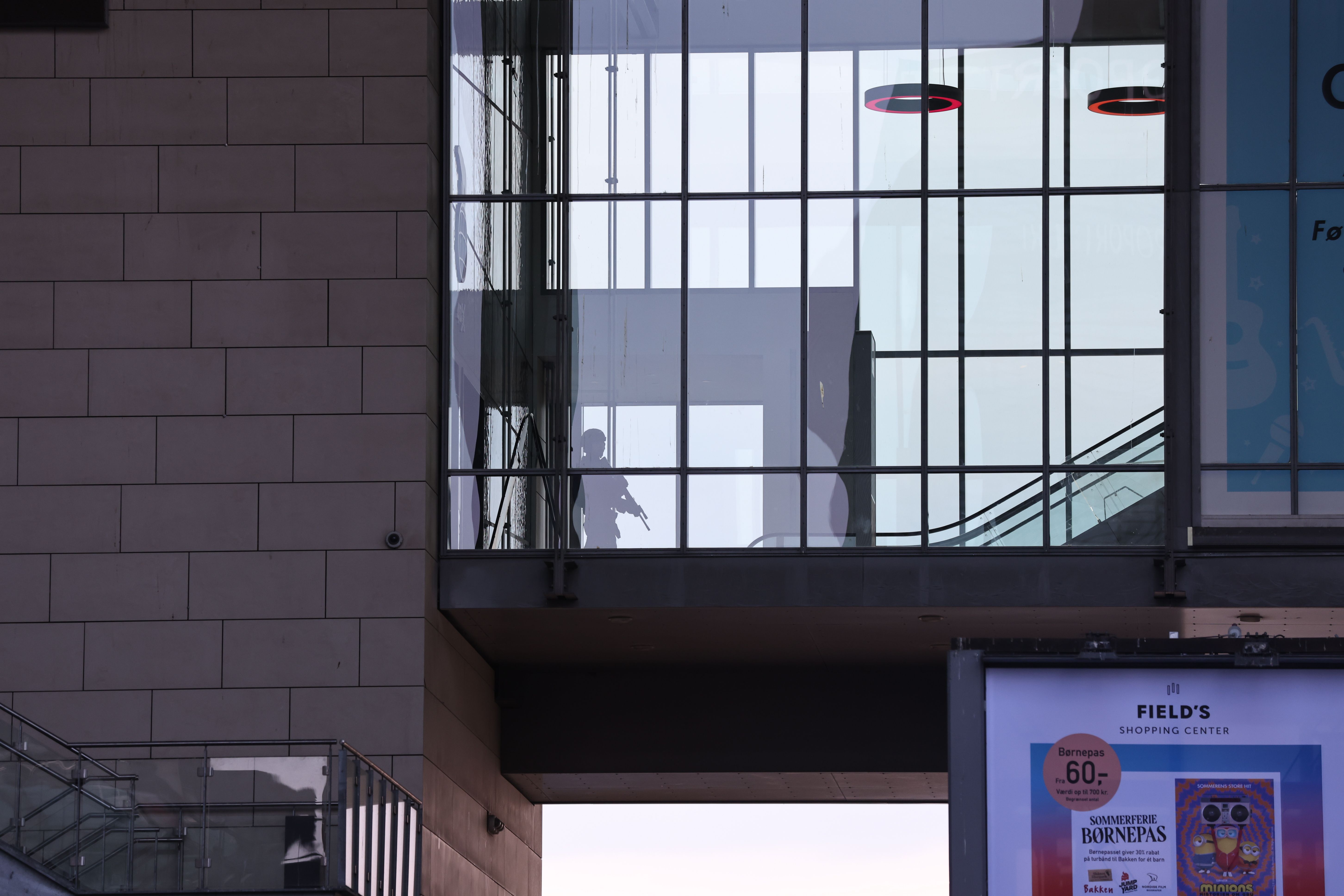 El brutal tiroteo del centro comercial en Dinamarca que ha dejado tres heridos, en imágenes