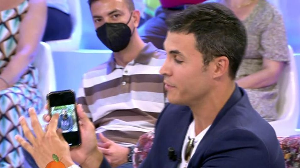 Kiko Jiménez muestra la imagen de Yulen Pereira que va a molestar a Omar Sánchez