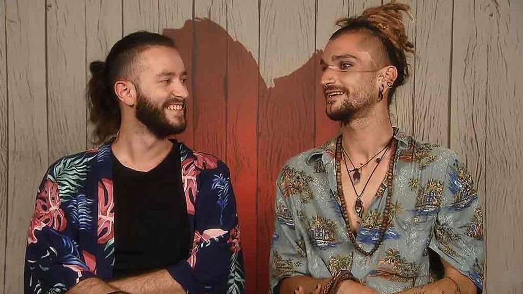 Florín y Adrián durante su cita en 'First Dates: Especial Orgullo'