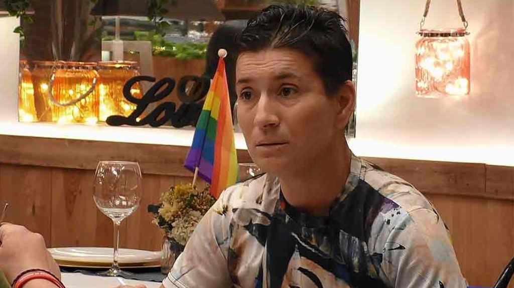 Luna sufrió una agresión homófoba con 18 años: “Estoy completamente apuñalada”