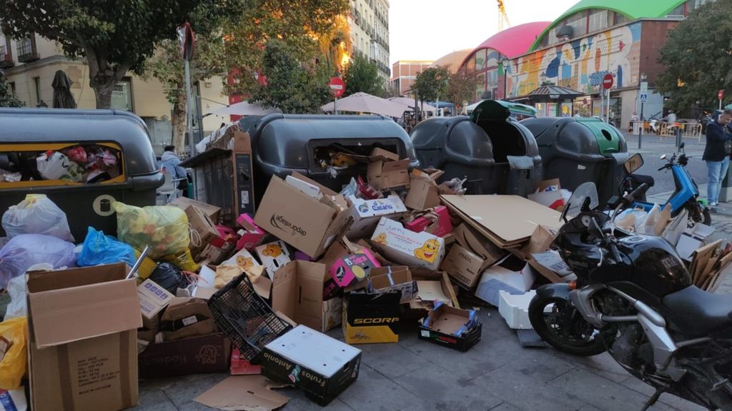 Los vecinos del Centro de Madrid se rebelan contra el exceso de turistas