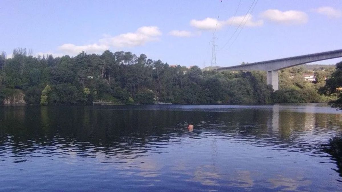 Hallan sin vida el cuerpo del joven que se ahogó en la presa de Velle, en Ourense Hallan sin vida el cuerpo del joven que se ahogó en la presa de Velle, en Ourense