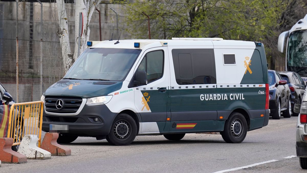 La guardia Civil ha detenido a un hombre acusado de matar a un hombre con un palo, en Murcia