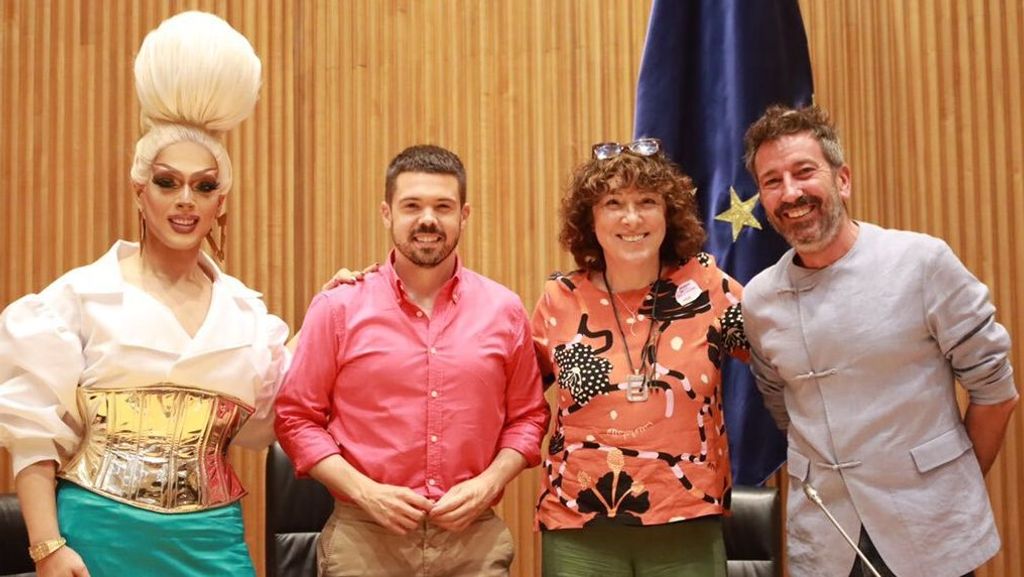 Killer Queen, durante su participación en un coloquio en el Congreso