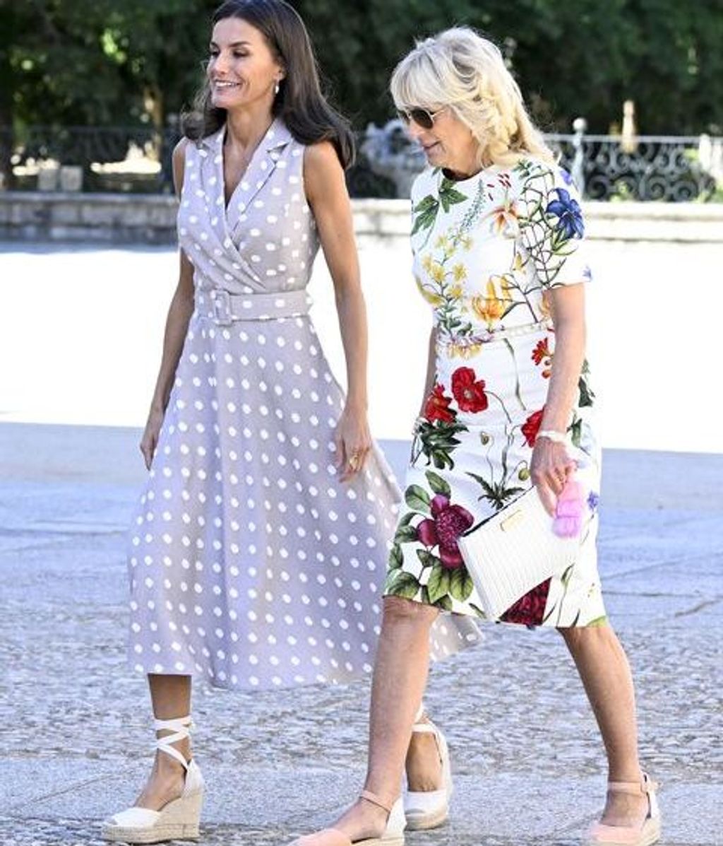 La reina Letizia y Jill Biden con las alpargatas de cuña