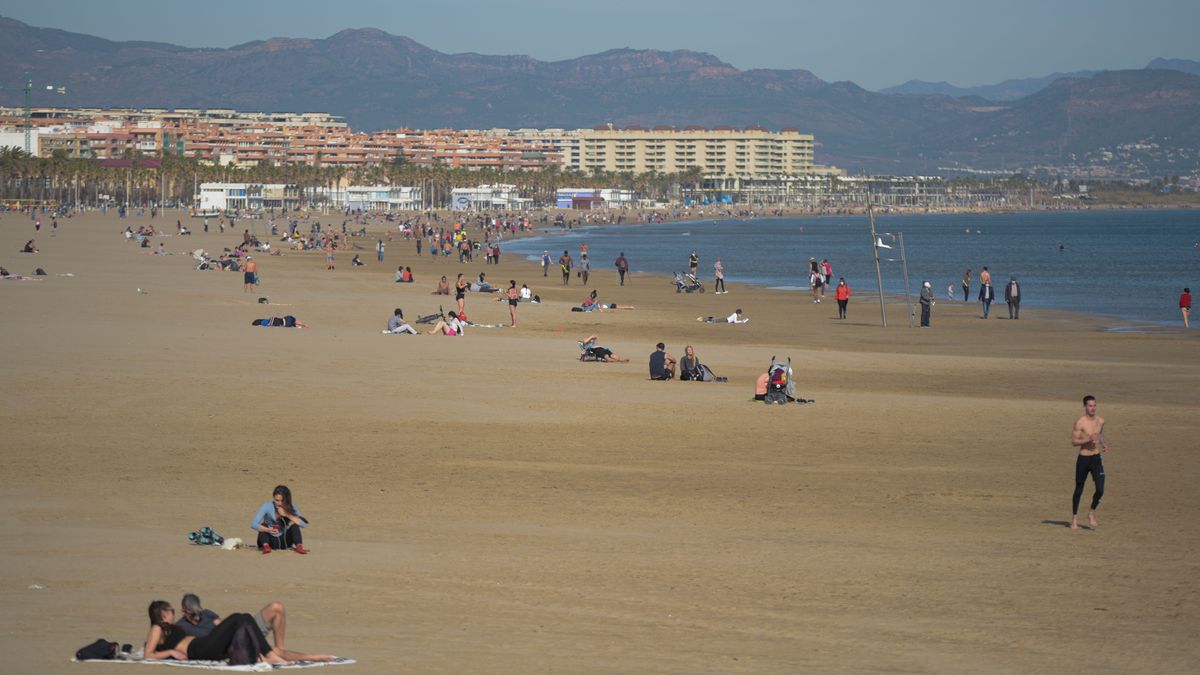 Muere ahogado un hombre de 74 años en una playa de Elche Muere ahogado un hombre de 74 años en una playa de Elche