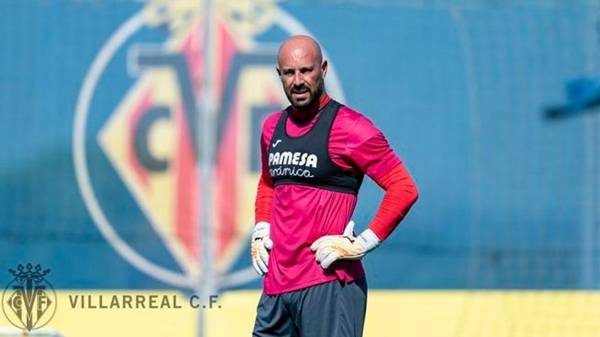 Pepe Reina con el Villarreal