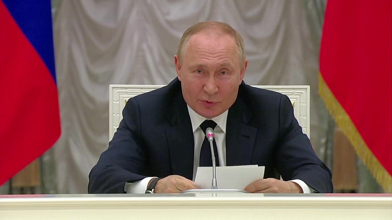 Vladimir Putin emplaza a Occidente a intentar derrotarle en el campo de batalla