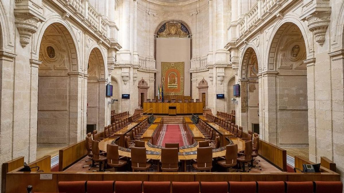 Imagen de archivo del salón de plenos del Parlamento de Andalucía Imagen de archivo del salón de plenos del Parlamento de Andalucía