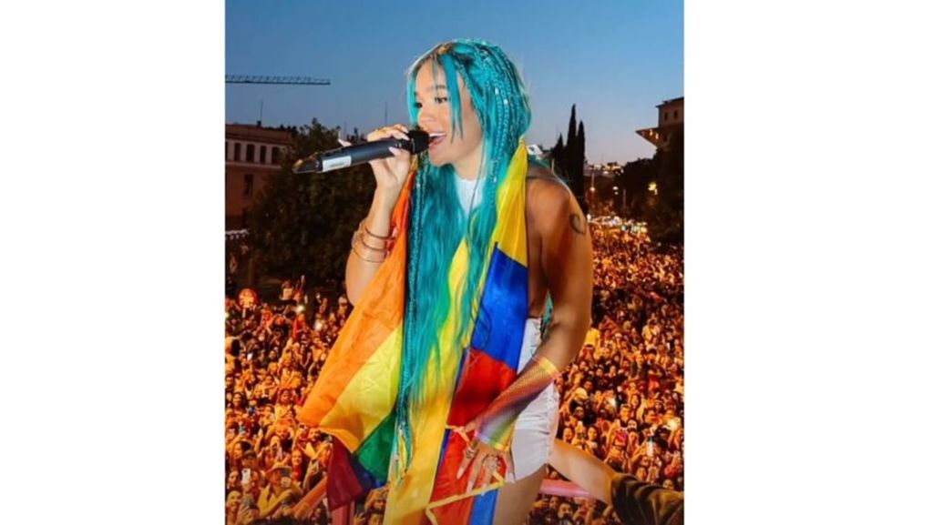 Karol G celebrando en Madrid el Orgullo LGTBIQ+