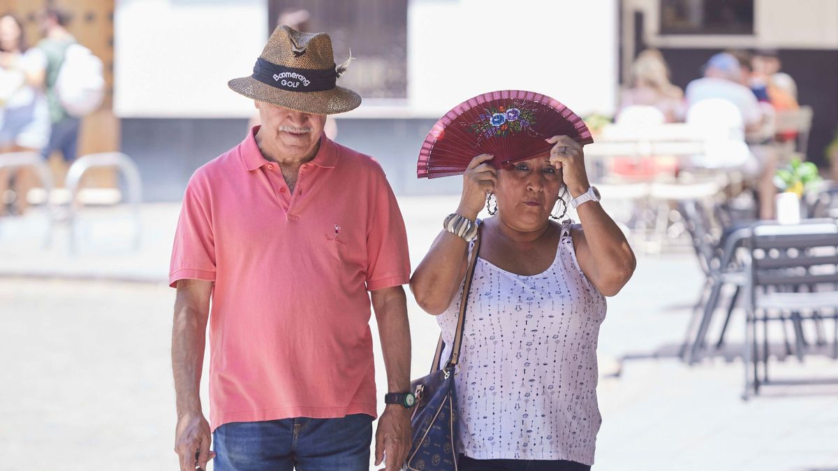 Andalucía afronta la fase extrema de la ola de calor con cuatro provincias en alerta naranja Andalucía afronta la fase extrema de la ola de calor con cuatro provincias en alerta naranja