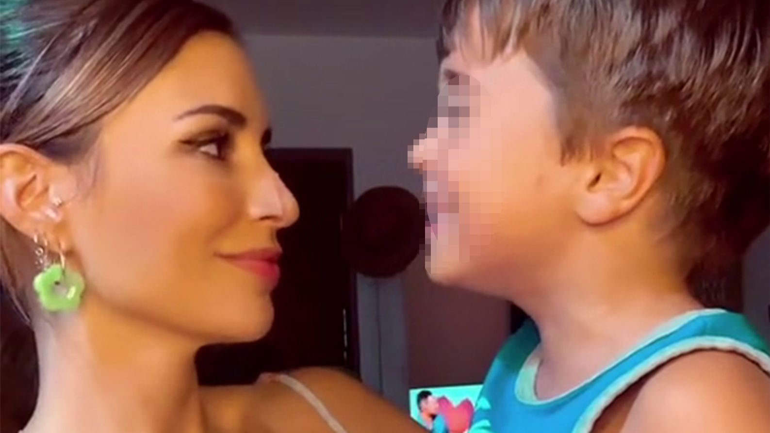 Cristina Porta ingresa de urgencia en el hospital tras ser trasladada en ambulancia