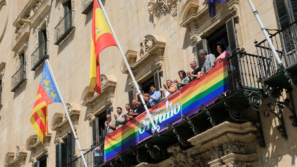 El Ayuntamiento de Alicante da inicio a su semana del Orgullo LGTBI 2022
