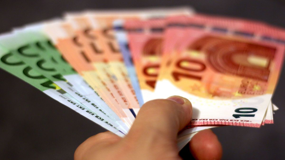 Euros Euros