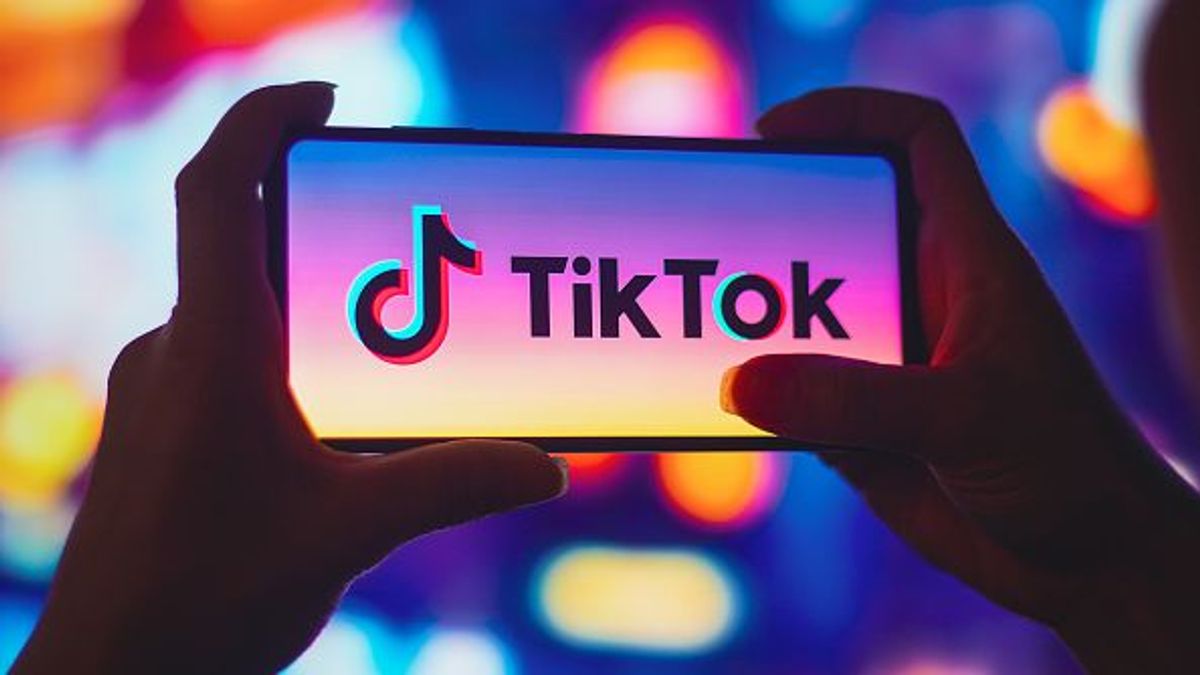 La plicación TikTok introduce mecanismos de seguridad para los vídeos que pueden ver los menores