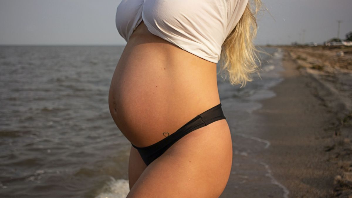 Toma el sol con precaución durante el embarazo