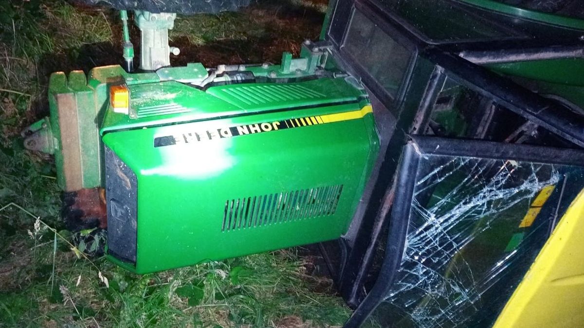 Imagen del tractor accidentado. Imagen del tractor accidentado.