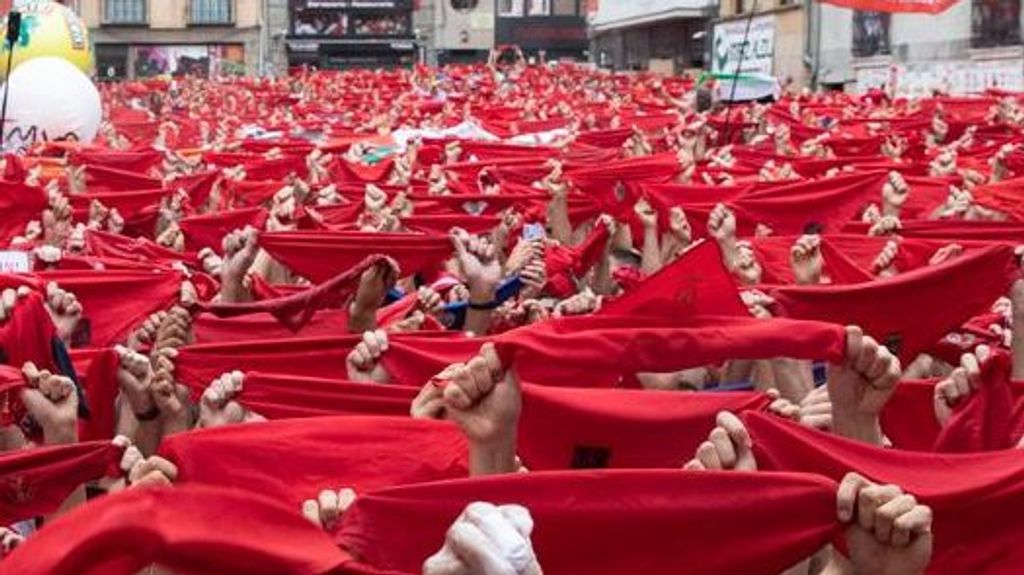 Las fiestas de San Fermín 2022 acaban con el acto final ¡Pobre de mí!