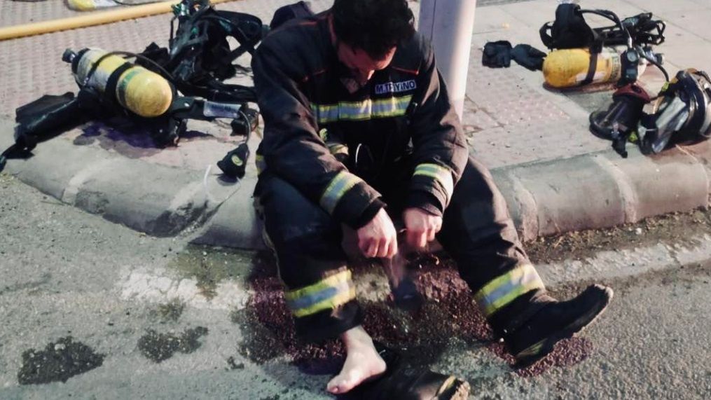 Un bombero de Jaén tras 48 horas de trabajo sin descanso: "No somos héroes, somos funcionarios"