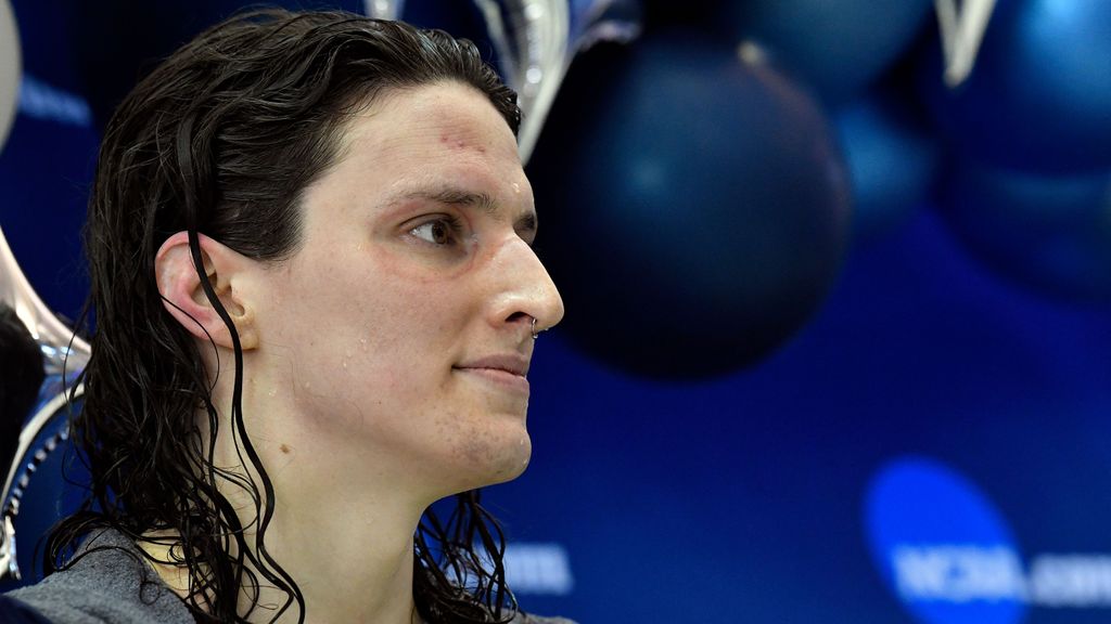 La nadadora trans Lia Thomas, nominada a mujer del año del deporte universitario de Estados Unidos