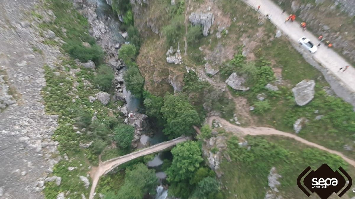 Muere una senderista en la ruta del Cares tras sufrir una caída de 20 metros