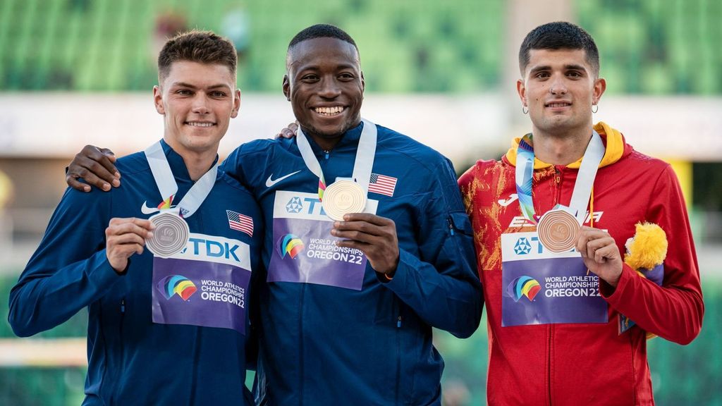 Asier Martínez hace historia: bronce en 110 vallas en el Mundial de Oregón