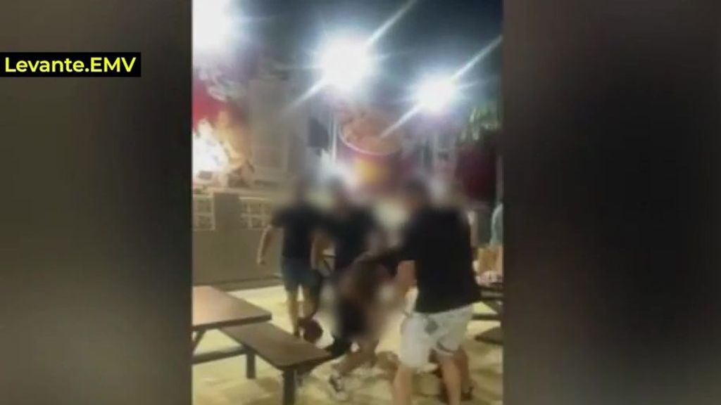 Las imágenes de la brutal paliza a una familia italiana en Benidorm