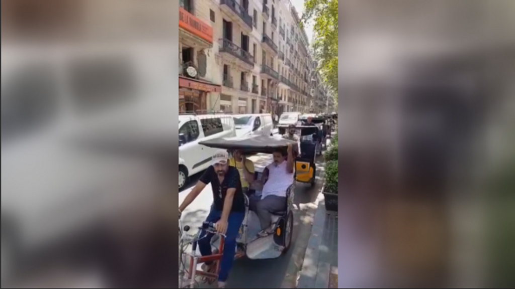 Los 'bicitaxis' se manifiestan por la prohibición del ayuntamiento