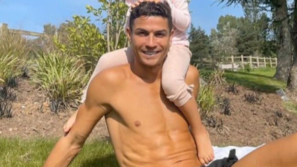 Cristiano Ronaldo se habría inyectado bótox en los genitales